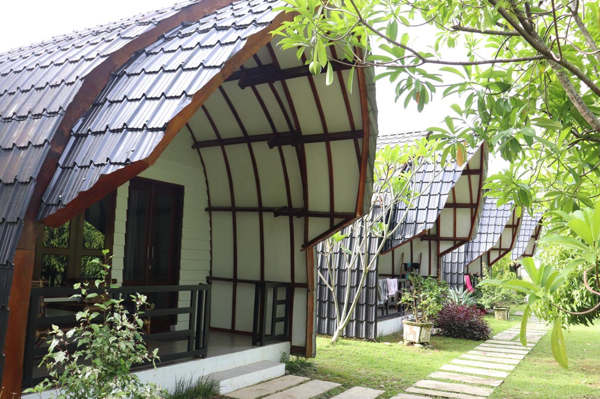 Gino'S Place - Guest House & Jungle Trekking Букит-Лаванг Экстерьер фото