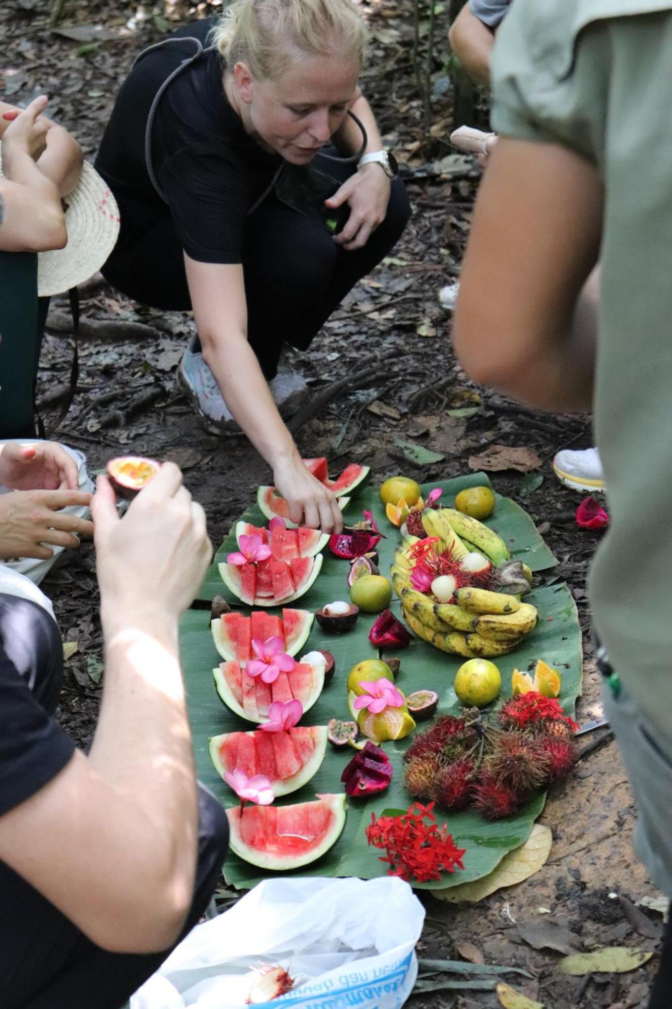 Gino'S Place - Guest House & Jungle Trekking Букит-Лаванг Экстерьер фото